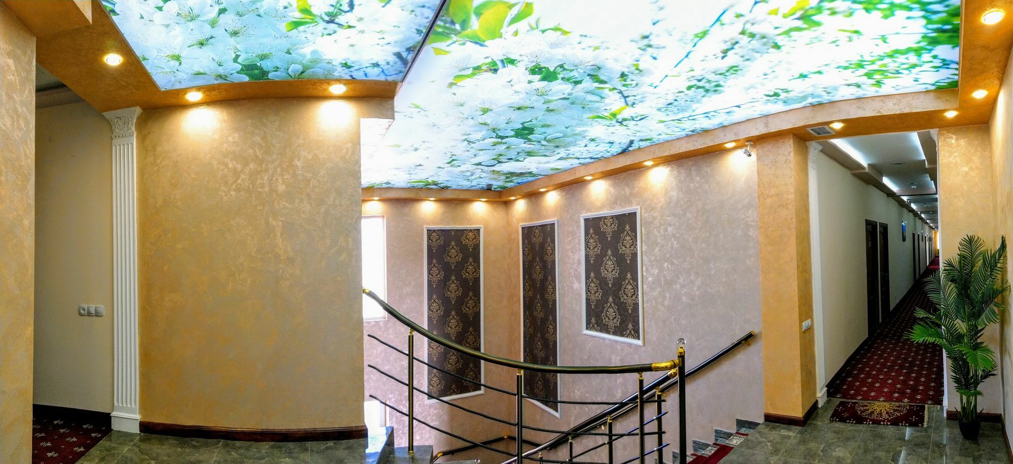 Georgia Hotel Jerevan Buitenkant foto